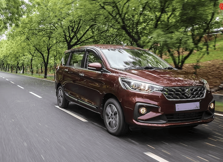 Maruti suzuki Ertiga Automatic car rental in goa2